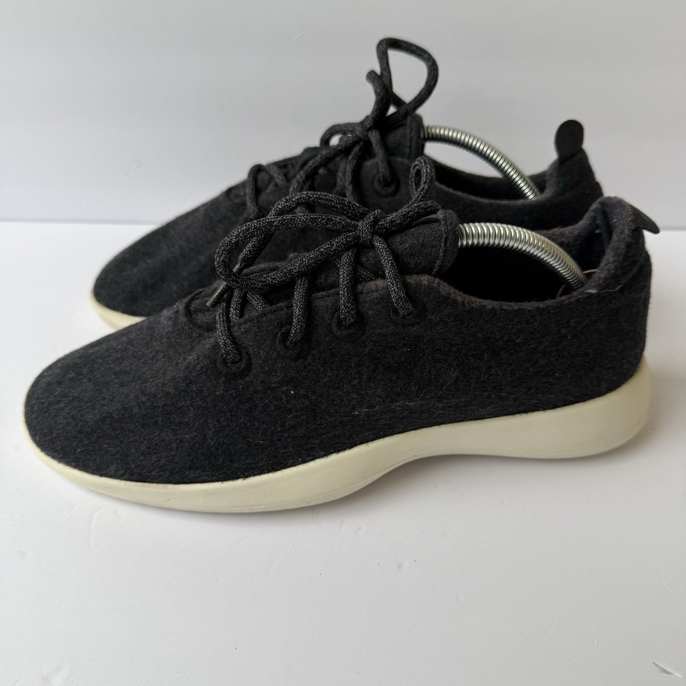 Allbirds Wool Runner Men's 9 Women's 10 Black Merino Wool Sneakers Casual Shoes